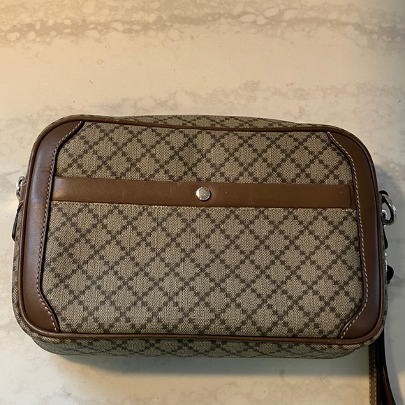 Authentic GUCCI Diamante Clutch Bag - Picture 8 of 15